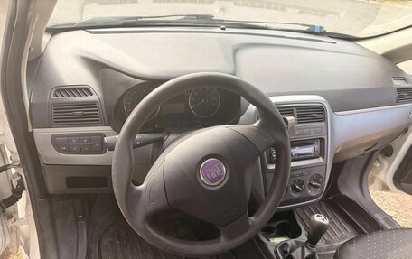 Fiat Punto III Punto Evo рестайлинг, 2008 год, 600 000 рублей, 13 фотография