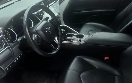 Toyota Camry, 2019 год, 2 850 000 рублей, 14 фотография