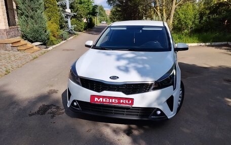 KIA Rio IV, 2020 год, 1 680 000 рублей, 1 фотография