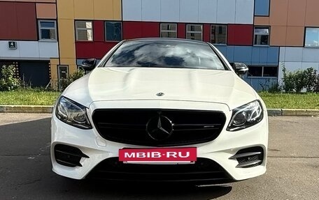 Mercedes-Benz E-Класс, 2017 год, 3 750 000 рублей, 13 фотография