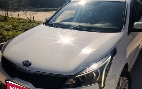 KIA Rio IV, 2020 год, 1 680 000 рублей, 4 фотография