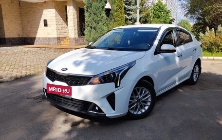 KIA Rio IV, 2020 год, 1 680 000 рублей, 5 фотография