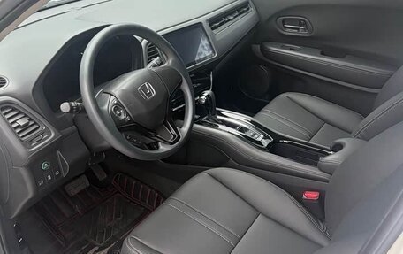 Honda Vezel, 2022 год, 1 545 777 рублей, 3 фотография