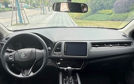Honda Vezel, 2022 год, 1 545 777 рублей, 4 фотография