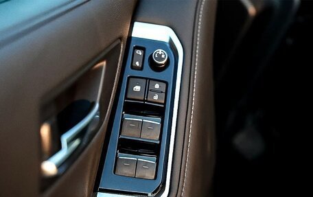 Toyota Land Cruiser, 2026 год, 12 300 000 рублей, 20 фотография