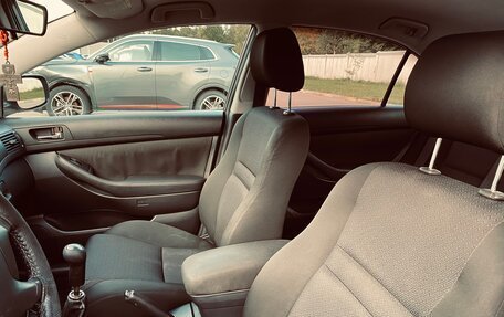 Toyota Avensis III рестайлинг, 2007 год, 850 000 рублей, 5 фотография