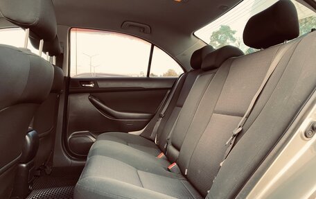 Toyota Avensis III рестайлинг, 2007 год, 850 000 рублей, 30 фотография
