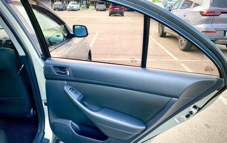 Toyota Avensis III рестайлинг, 2007 год, 850 000 рублей, 33 фотография