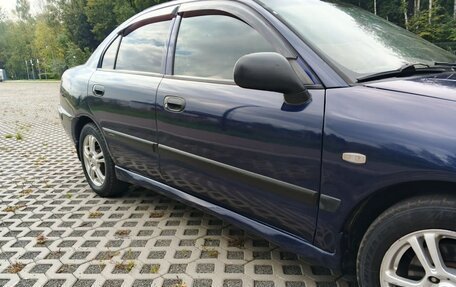 Mitsubishi Carisma I, 2003 год, 240 000 рублей, 3 фотография