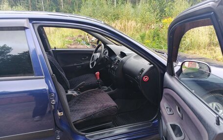 Mitsubishi Carisma I, 2003 год, 240 000 рублей, 11 фотография