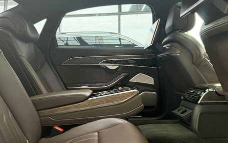 Audi A8, 2018 год, 5 800 000 рублей, 32 фотография