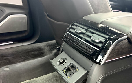 Audi A8, 2018 год, 5 800 000 рублей, 34 фотография