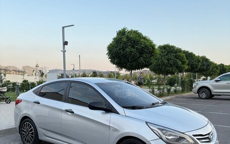 Hyundai Solaris II рестайлинг, 2016 год, 710 000 рублей, 3 фотография