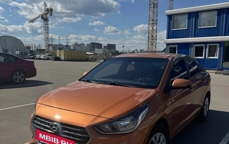 Hyundai Solaris II рестайлинг, 2018 год, 1 300 000 рублей, 5 фотография