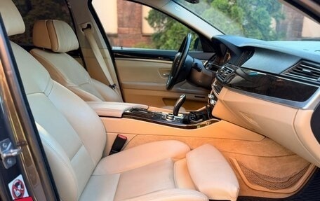 BMW 5 серия, 2010 год, 1 650 000 рублей, 13 фотография