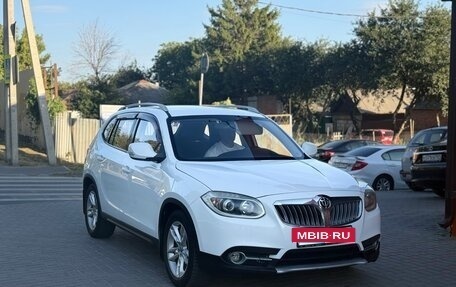 Brilliance V5 I рестайлинг, 2014 год, 650 000 рублей, 10 фотография