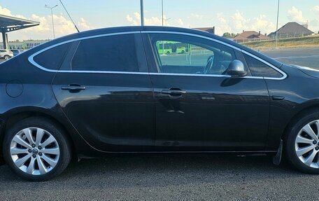 Opel Astra J, 2014 год, 900 000 рублей, 4 фотография