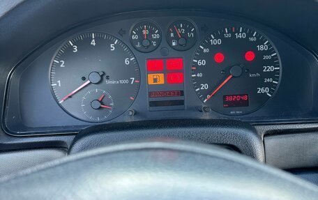 Audi A4, 1996 год, 300 000 рублей, 5 фотография