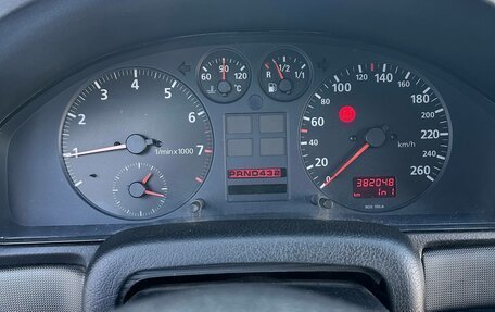 Audi A4, 1996 год, 300 000 рублей, 6 фотография