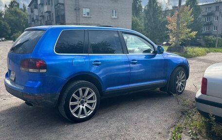 Volkswagen Touareg III, 2004 год, 850 000 рублей, 2 фотография
