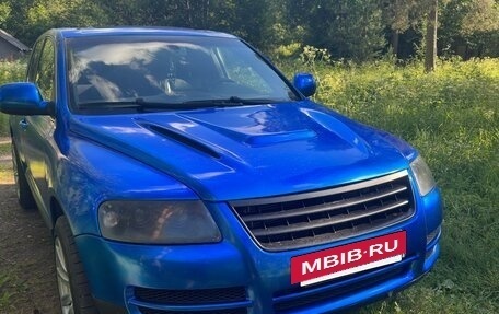 Volkswagen Touareg III, 2004 год, 850 000 рублей, 4 фотография