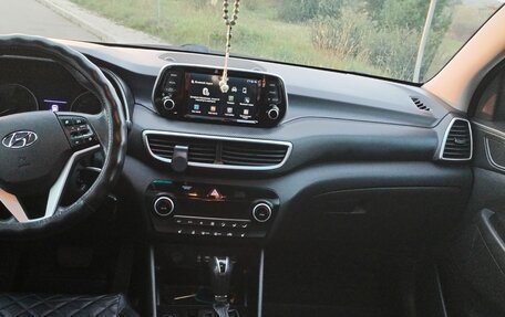 Hyundai Tucson III, 2019 год, 2 050 000 рублей, 9 фотография