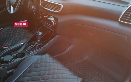 Hyundai Tucson III, 2019 год, 2 050 000 рублей, 10 фотография