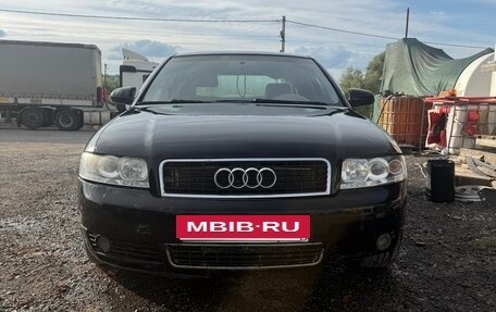 Audi A4, 2003 год, 475 000 рублей, 2 фотография