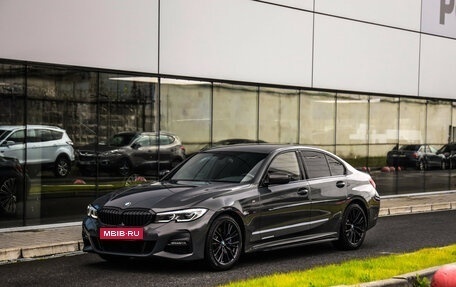 BMW 3 серия, 2019 год, 3 249 000 рублей, 3 фотография
