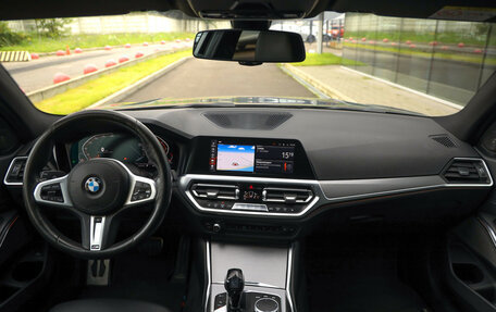 BMW 3 серия, 2019 год, 3 249 000 рублей, 13 фотография