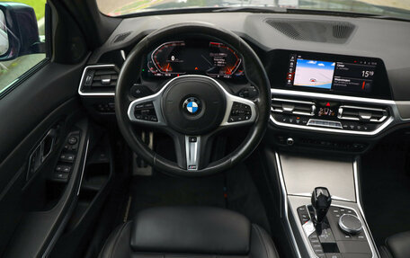 BMW 3 серия, 2019 год, 3 249 000 рублей, 14 фотография