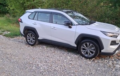 Toyota RAV4, 2024 год, 3 950 000 рублей, 1 фотография