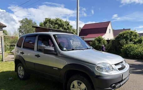 Chevrolet Niva I рестайлинг, 2013 год, 525 000 рублей, 1 фотография