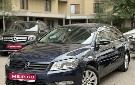 Volkswagen Passat B7, 2011 год, 800 000 рублей, 2 фотография