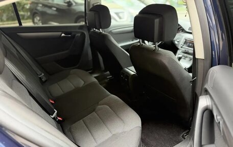 Volkswagen Passat B7, 2011 год, 800 000 рублей, 14 фотография