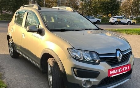 Renault Sandero II рестайлинг, 2017 год, 1 000 000 рублей, 2 фотография