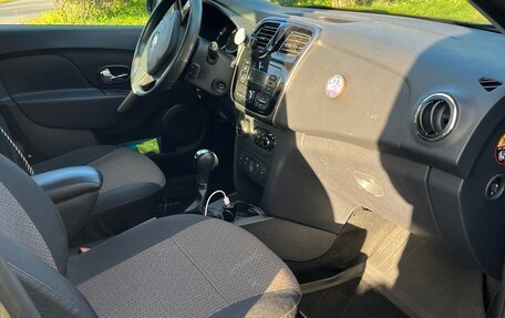 Renault Sandero II рестайлинг, 2017 год, 1 000 000 рублей, 9 фотография