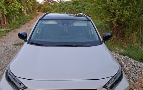 Toyota RAV4, 2024 год, 3 950 000 рублей, 11 фотография