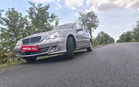 Mercedes-Benz C-Класс, 2004 год, 500 000 рублей, 2 фотография