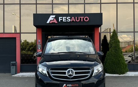 Mercedes-Benz V-Класс, 2018 год, 4 990 000 рублей, 2 фотография