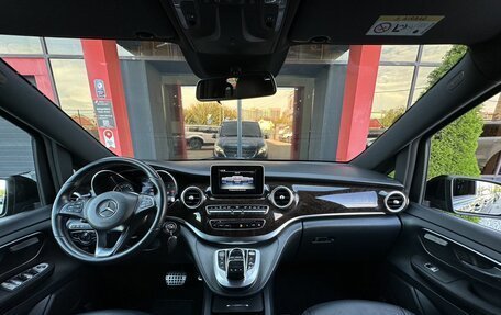 Mercedes-Benz V-Класс, 2018 год, 4 990 000 рублей, 14 фотография
