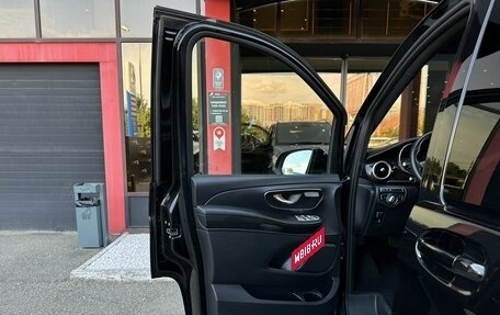 Mercedes-Benz V-Класс, 2018 год, 4 990 000 рублей, 9 фотография
