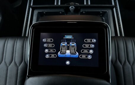 Mercedes-Benz V-Класс, 2018 год, 4 990 000 рублей, 24 фотография