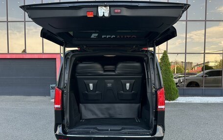 Mercedes-Benz V-Класс, 2018 год, 4 990 000 рублей, 32 фотография