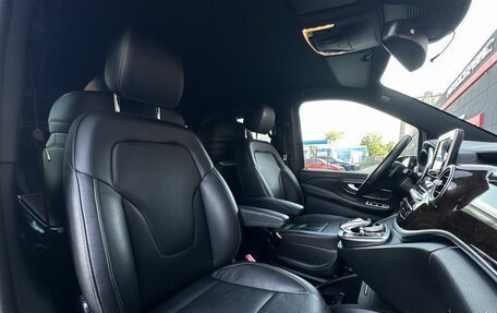 Mercedes-Benz V-Класс, 2018 год, 4 990 000 рублей, 31 фотография