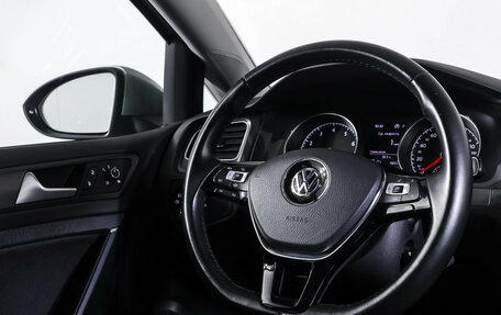 Volkswagen Golf VII, 2018 год, 1 985 000 рублей, 12 фотография