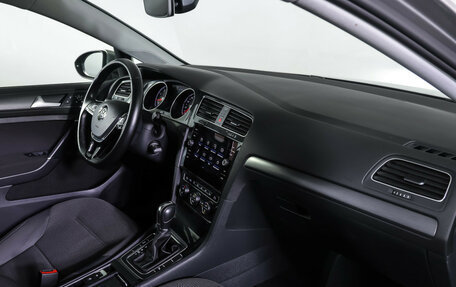 Volkswagen Golf VII, 2018 год, 1 985 000 рублей, 10 фотография