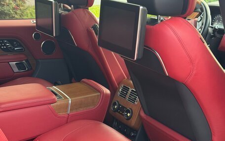 Land Rover Range Rover IV рестайлинг, 2018 год, 5 900 000 рублей, 10 фотография