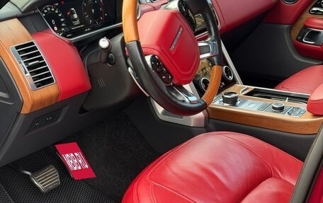 Land Rover Range Rover IV рестайлинг, 2018 год, 5 900 000 рублей, 12 фотография