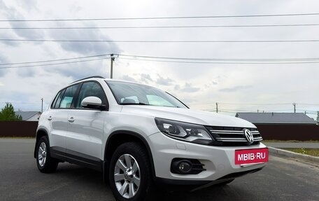 Volkswagen Tiguan I, 2013 год, 1 270 000 рублей, 2 фотография